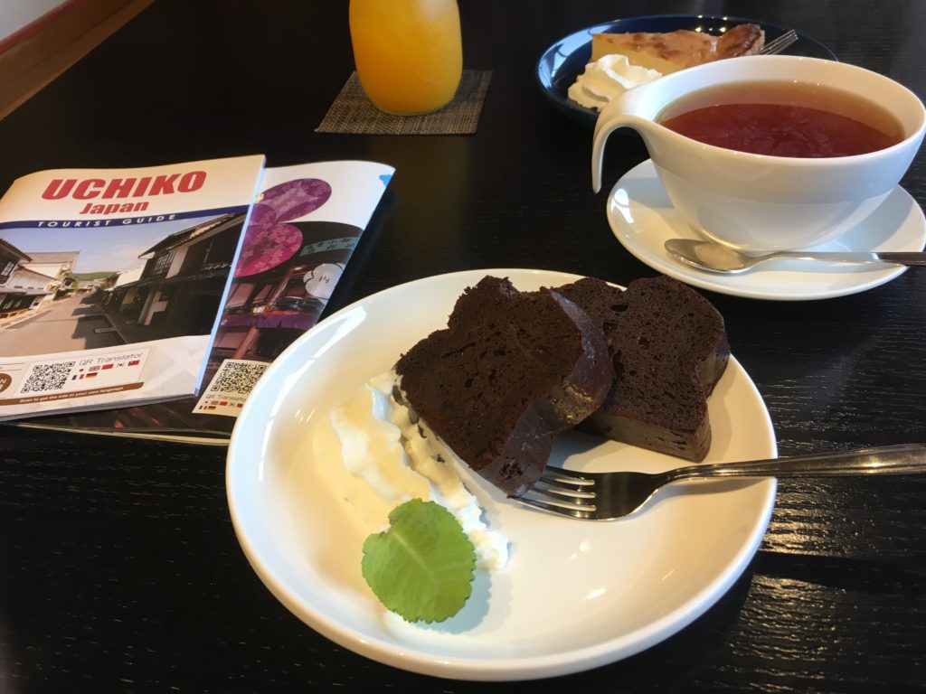 EC77F7F7-2B33-45FA-B33A-1F03F8131241