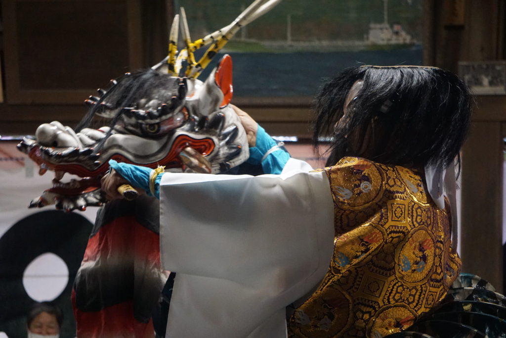 見事な神楽に感動！　保内町磯崎にある「客神社（きゃくじんじゃ）」の春祭りに参加してきました！