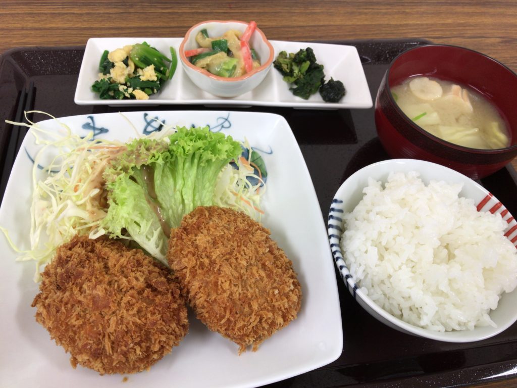 意外に知られていない！？手作りお惣菜で有名な「クック・チャム」さんが運営する地下食堂「浜食」に行ってきました！