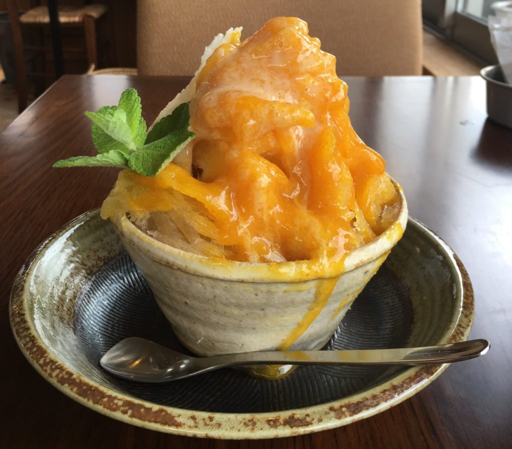 山登りの後にぴったり！西条にある「くらしとごはん リクル」のかき氷「果実香るはちみつかき氷」を食べてきました！