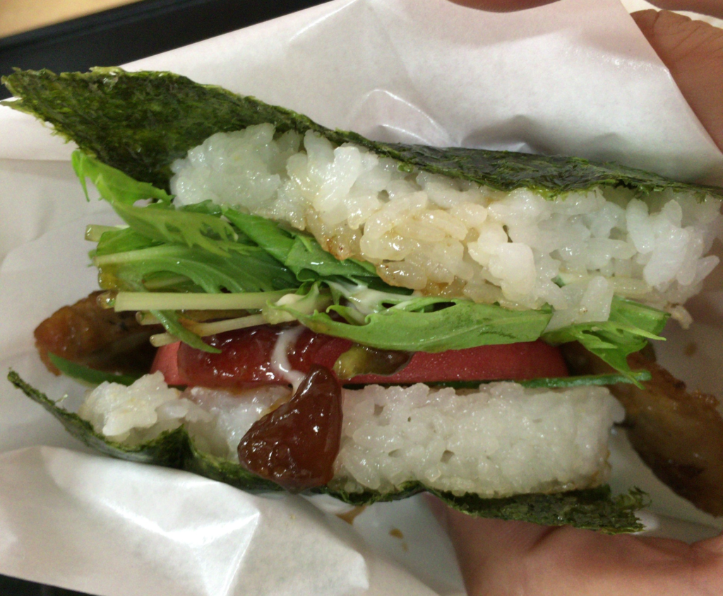 土日限定のB級グルメ！西条市にある「ちゃーしゅう工房」にある地産地消のご当地バーガー「サンチャー」を食べに行ってきました！