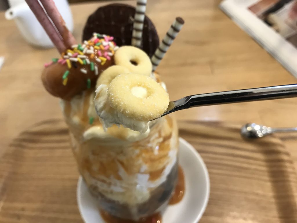 お洒落空間が魅力のKintaro cafeでメイソンジャーパフェを食べてきたよ