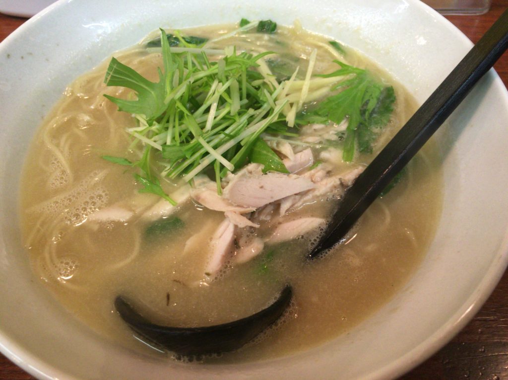 期間限定！女性にもおすすめ！！「男飯」で紹介したあのお店に「あっさり」と「濃厚」の二刀流メニューが解禁！？「ちゃーしゅう工房」で「白湯鳥塩」を食べてきました！！