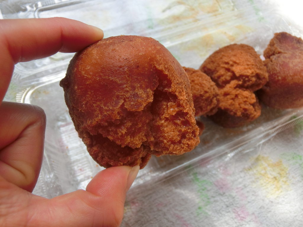 地元の手づくりおやつが素朴で美味しい！　長浜町出海の「おいで屋」へ行ってきました！