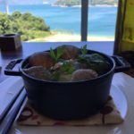 気分は地中海旅行！？美しい景色を眺めながら食べる「風のレストラン」のランチが最高！