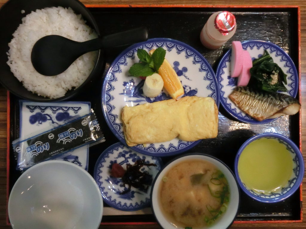 新居浜ＩＣから約５分！　お遍路さんも利用する「ビジネスホテルＭＩＳＯＲＡ」に宿泊してきました！