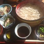 ボリューム満点!季節の風景を楽しめる内子町小田の「かじか亭」で「たらいうどん」を食べてきました!