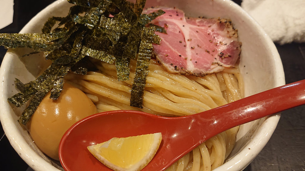 まるで溶けるような感覚！松山市大街道の「つけめん 蔵木」で、人を虜にする牛モツつけ麺を体験してきた！