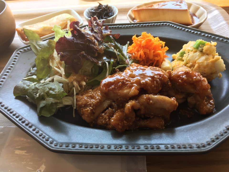 松山市郊外で素敵な「和ランチ」が話題！「Emu the kitchen」の「Emuランチ」を食べてきたよ！