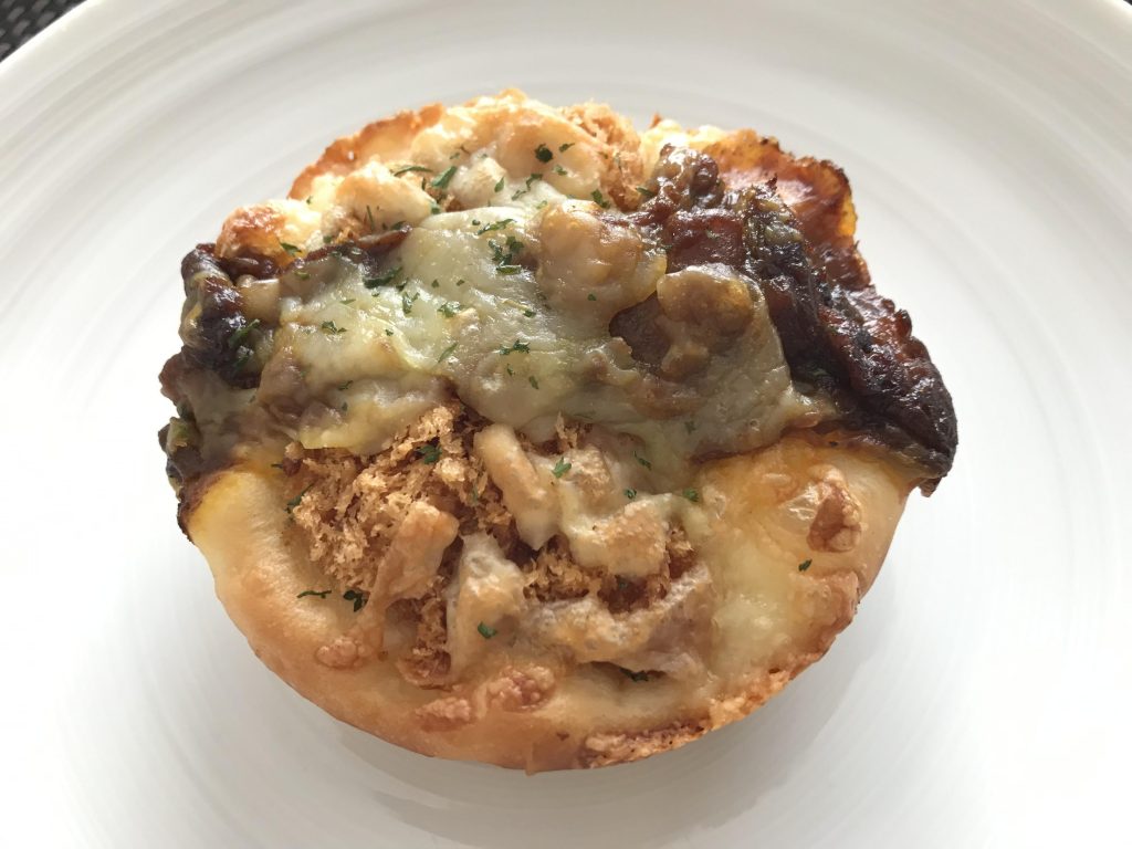 【愛媛カレーパン巡り】新居浜市にある「Deco-Pan」の独特なカツカレーパンが美味かったよ！