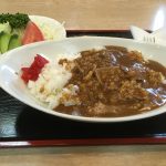 カレー好きはマーク!八幡浜ちゃんぽんの人気店「ロンドン」の「ビーフカレー」を大盛りにして食べてみたよ!