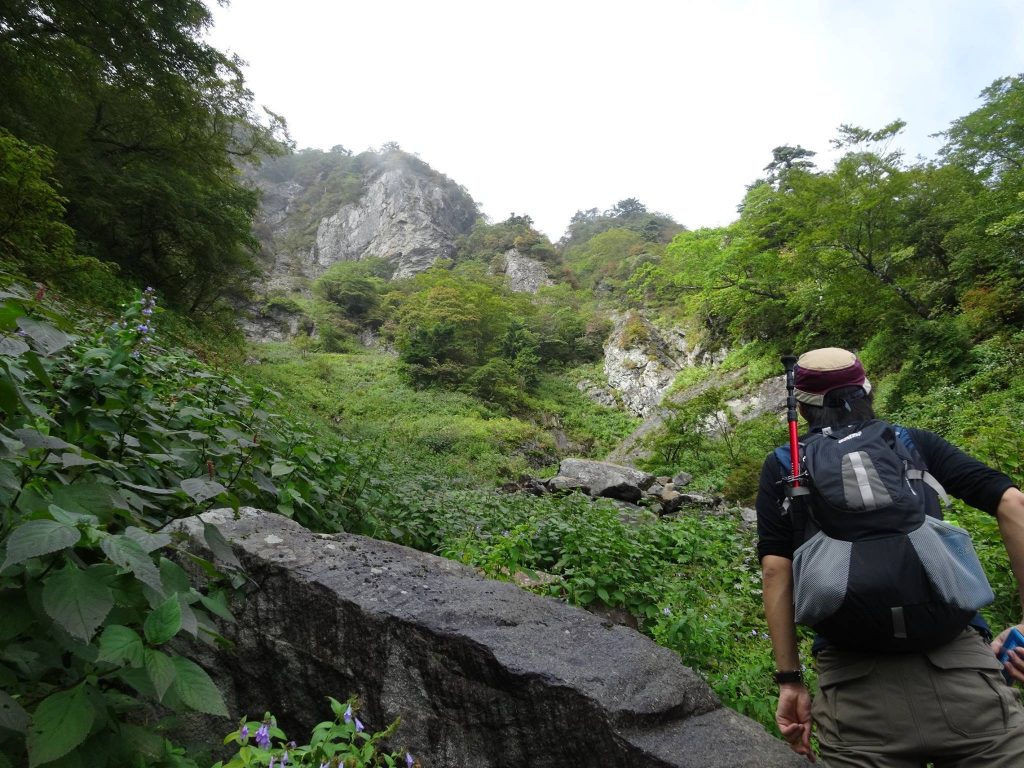 愛媛で登山を始めようとしている方へ！山選び・計画・服装等についてまとめてご紹介します！