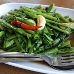 低価格で手に入るのは愛媛の特権!?夏バテ予防に「空芯菜」(エンサイ)がオススメです!