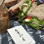 石畳のパン屋「カンパーニュ」と「道の駅からり」で買える内子食材を使ってサンドイッチを作ってみたよ!