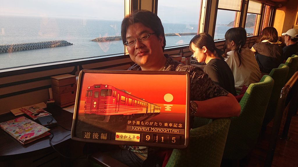 乗ってわかった！四国・愛媛の観光列車「伊予灘ものがたり」が日本一オススメな理由はこれだけあった！