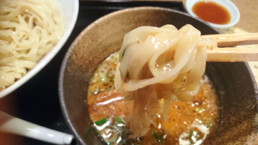 期間限定！大盛りでもペロリといける！？りょう花の「味噌味玉つけ麺」を食べてきたよ！