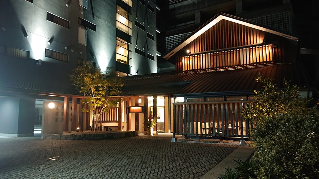 人気記事を最新版にアップデート！人気ホテル「道後やや」に再び泊まってきた！