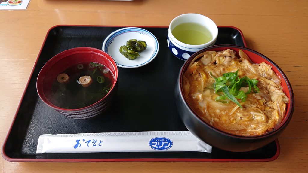 八幡浜港フェリー乗り場にある飲食店「レストラン マリン」で絶品「親子丼」を食べてきたよ！