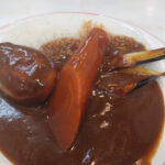 夏はやっぱりカレーでしょ! JR松山駅の「デリー」で豪快な「野菜カレー」を食べる!