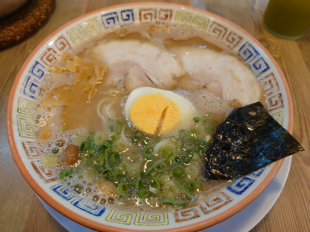 替え玉いっぱい夢いっぱい！ 松山にある「久留米とんこつラーメン」でお腹いっぱい食べてきた！