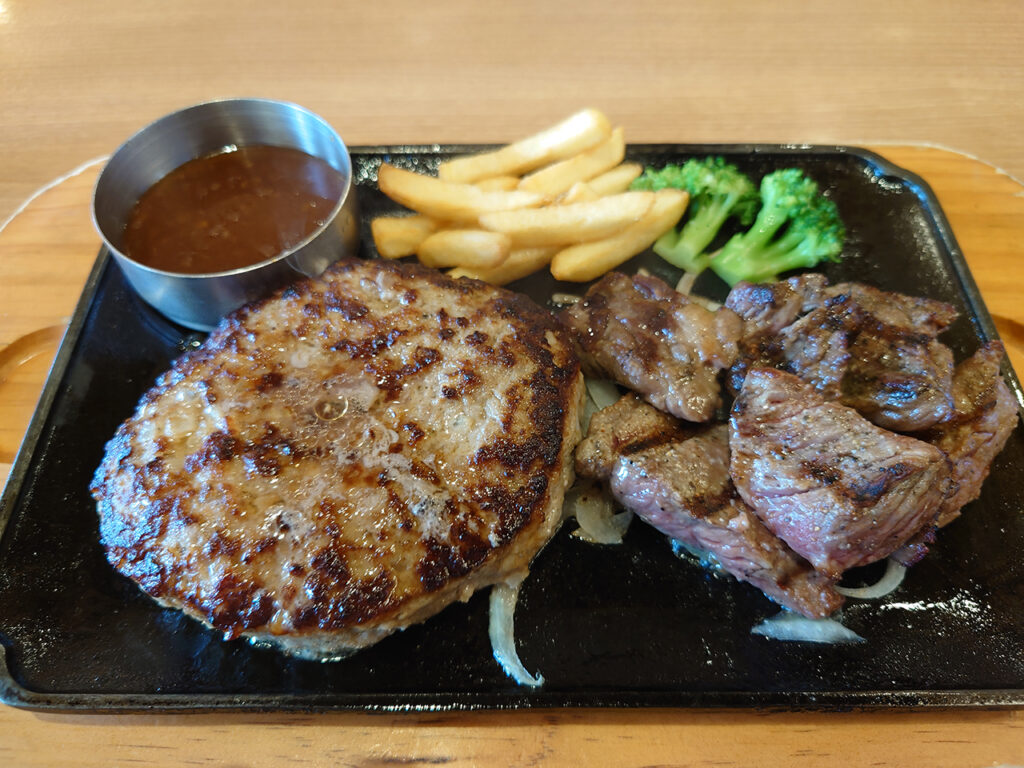 ステーキ・ハンバーグが食べたくなったら！「ビッグボーイ」新居浜店で肉三昧してきたよ！