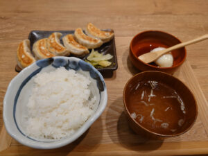 溢れる肉汁を堪能！ 「肉汁餃子のダンダダン」が松山に四国初出店したのでさっそく行ってきたよ！
