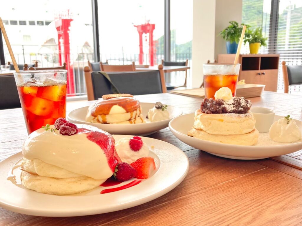 誕生日仕様なパンケーキも！？八幡浜港にできた新たなカフェ「CAFE LE PETIT PONT（プチポン）」をご紹介します！