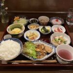 オープンから大人気!大洲市にあるリノベカフェ「随(まにまに)」で「日替わりランチ」を食べました!