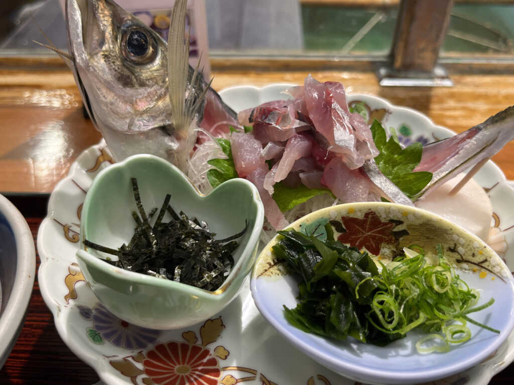 八幡浜は「鯛めし」ではなく「あじ飯」！？「浜味館 あたご」にに行ってきたよ！